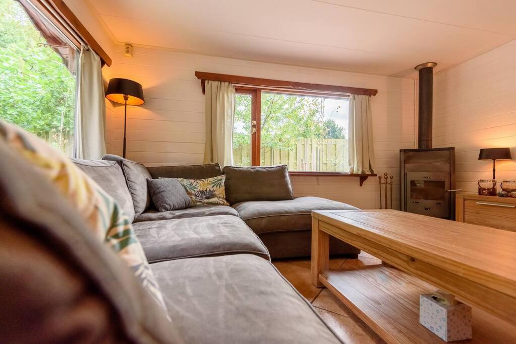 Spacious Wooden Cottage With Infra-Red Sauna At Veluwe Putten Eksteriør bilde